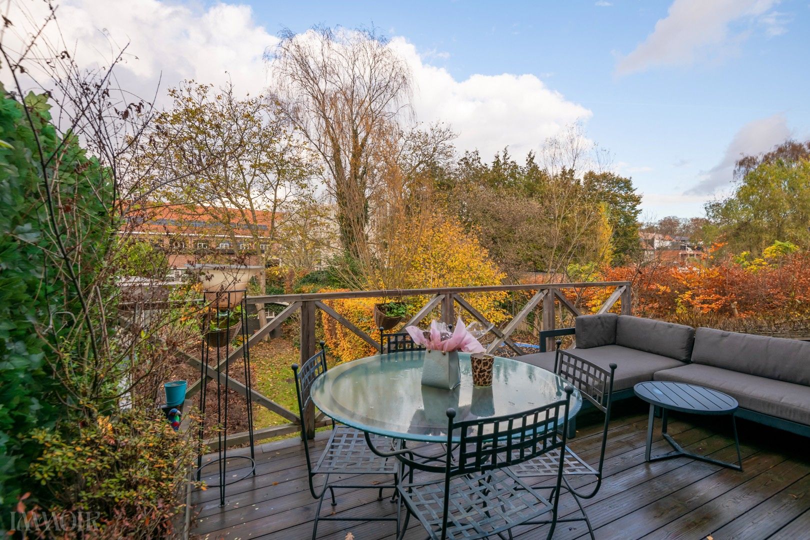 Prachtig gerenoveerde woning met praktijk/studio in hartje Schoten. foto 12