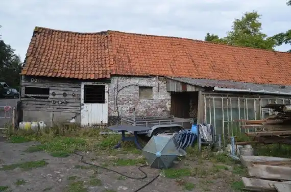 Blok landbouwgrond met bijhorende gebouwen op 15.582 m² foto 7