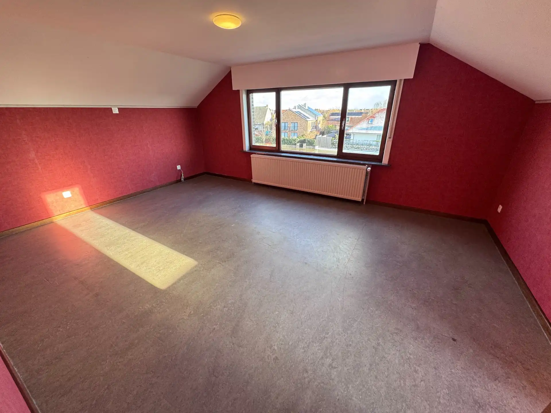 Duplexappartement in het hart van Wenduine, op wandelafstand van winkels, zee en openbaar vervoer. foto 9