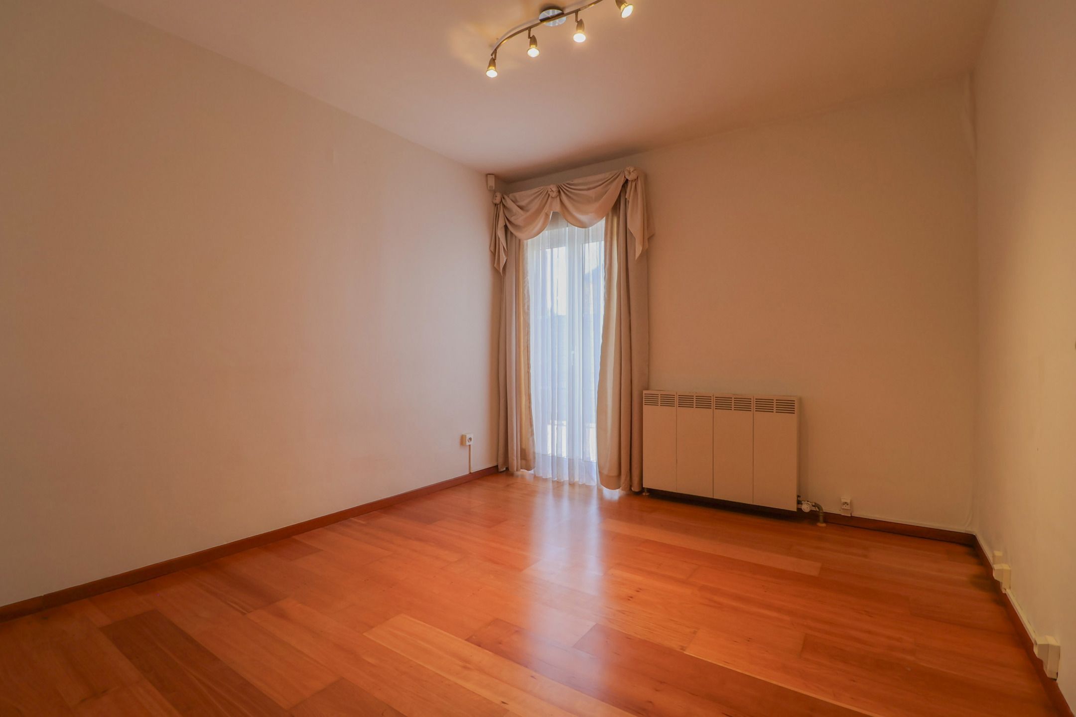 Uitstekend gelegen bungalow foto 10