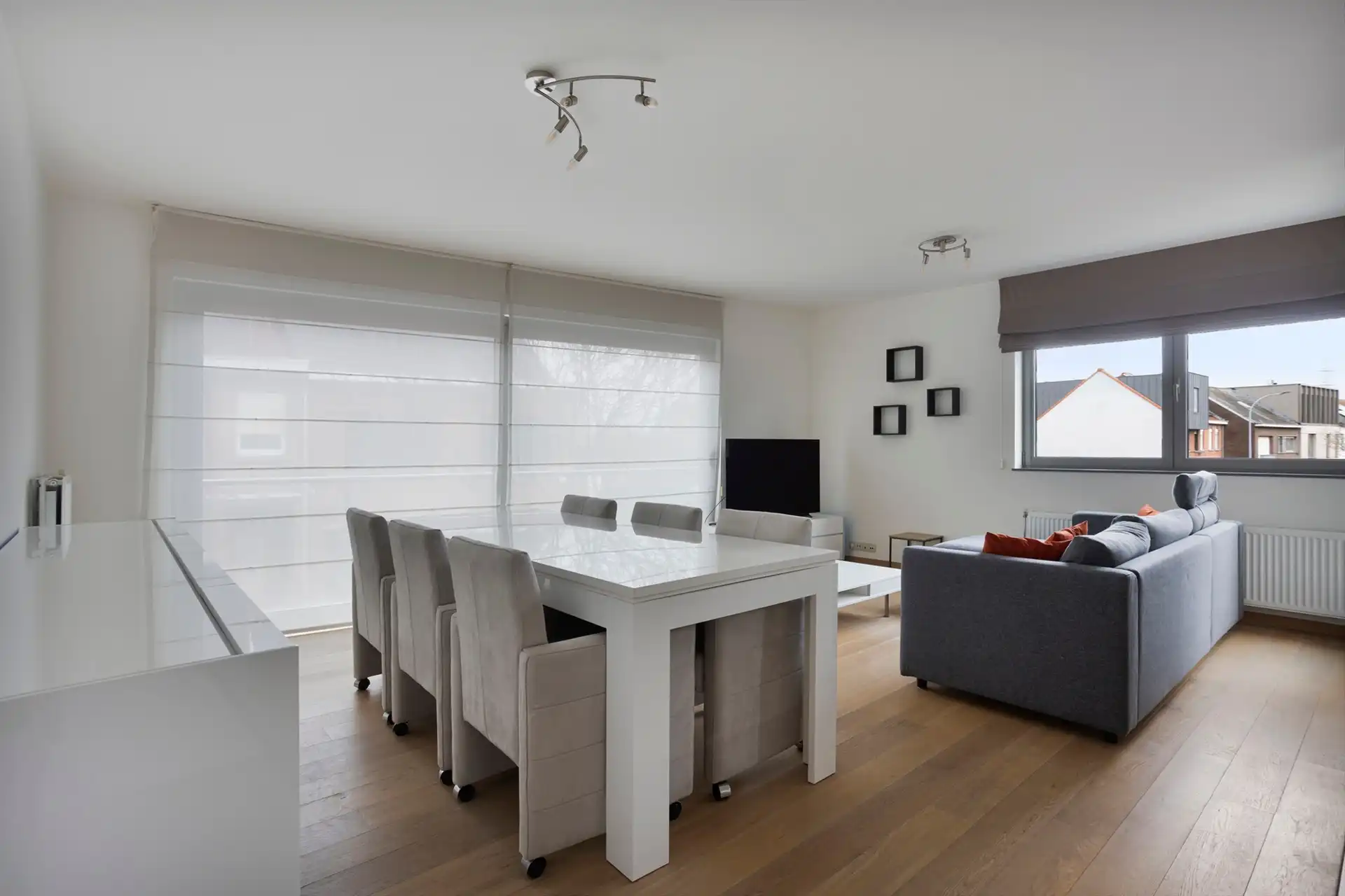 Ruim appartement met 2 ruime kamers en terras te Merchtem  foto 5