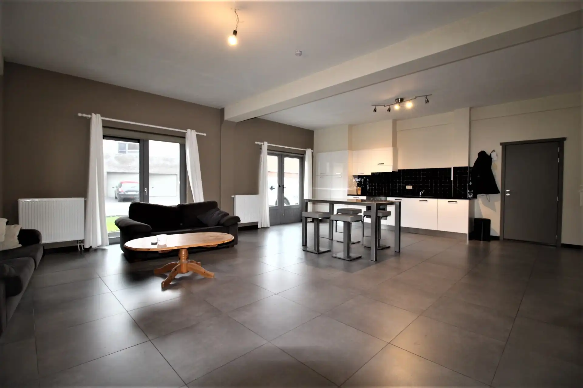 Instapklaar 2-slaapkamerappartement in Harelbeke (gelijkvloers) foto 9