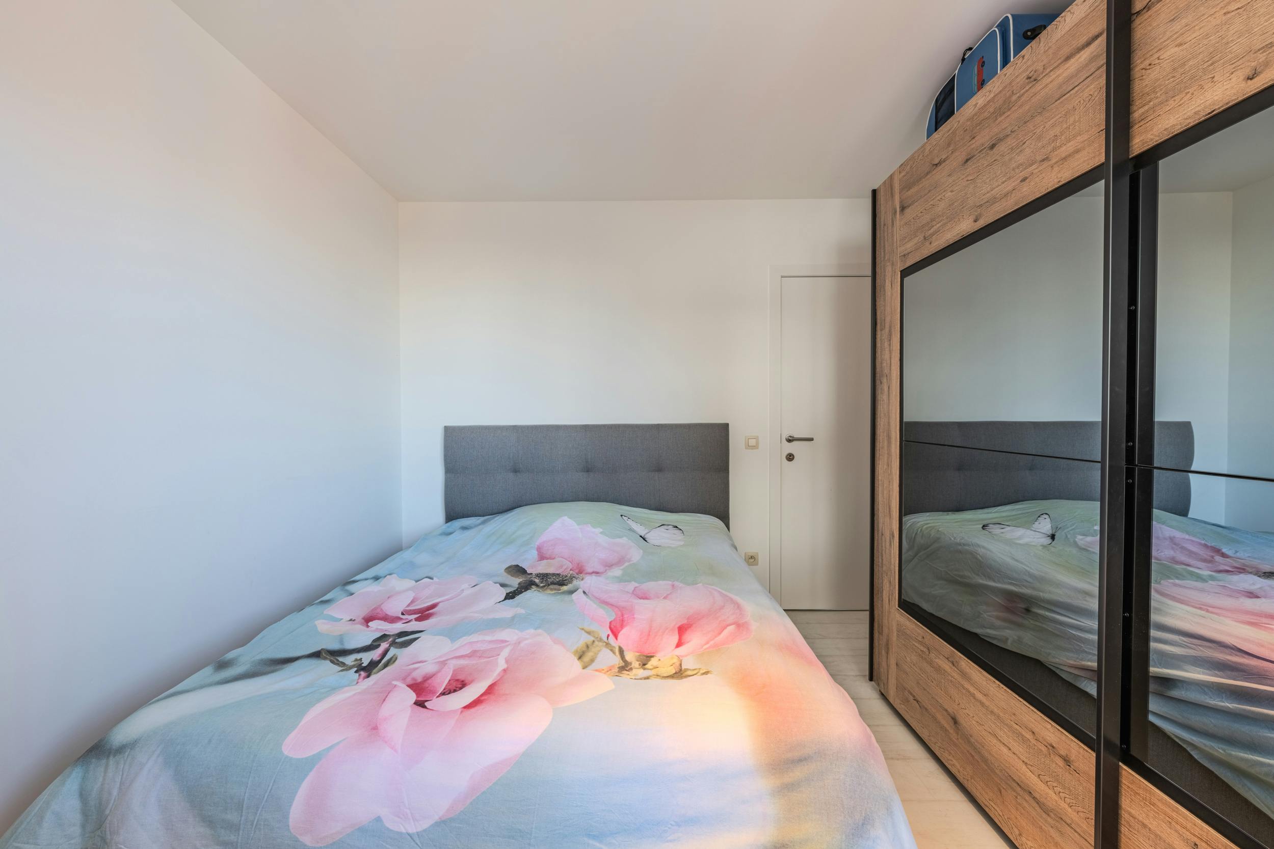 Hoekappartement met 2 slaapkamers en terras te Oostende foto 14