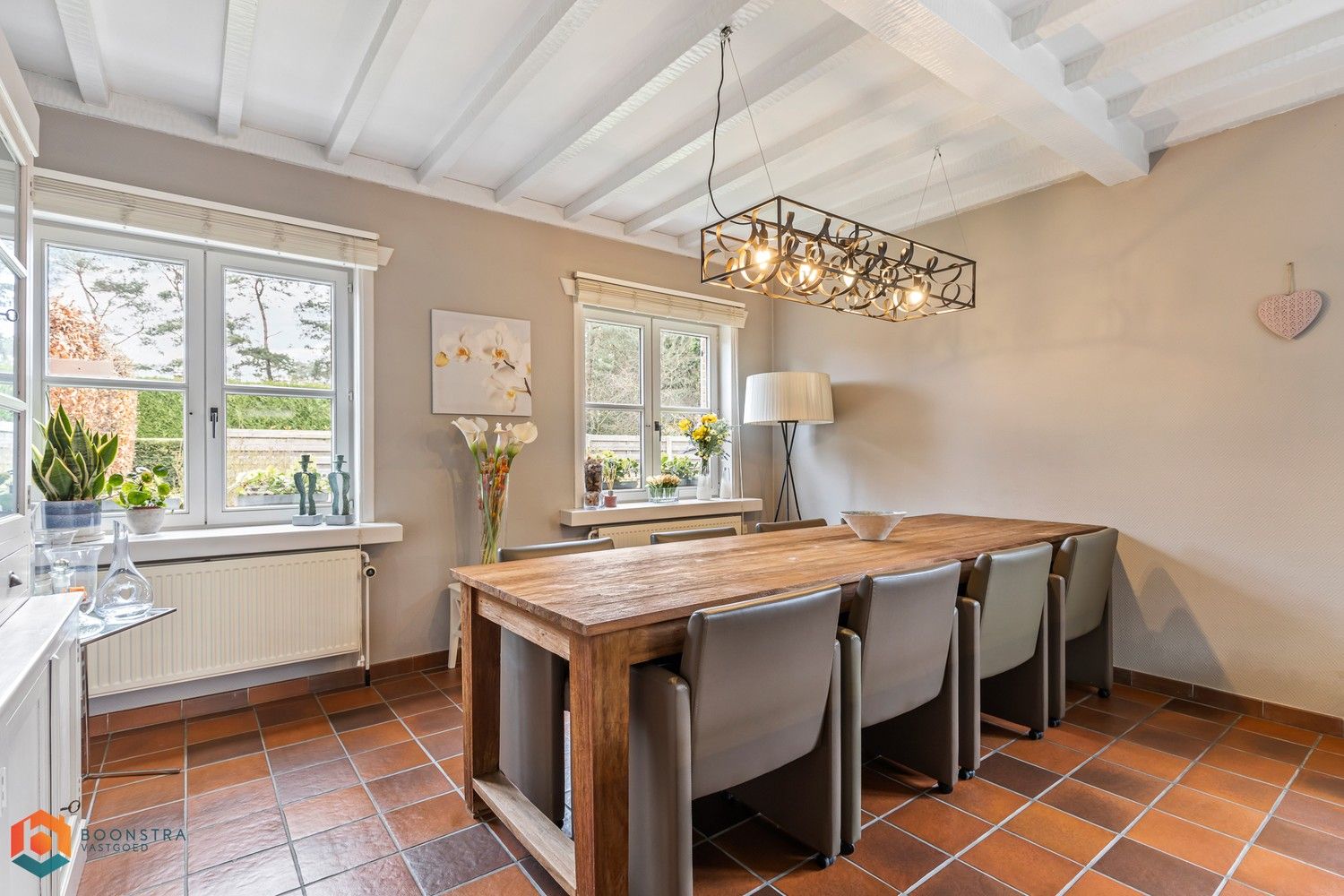 Ruime woning met 6 slpkrs en sfeervolle tuin met zwembad te Putte foto 7