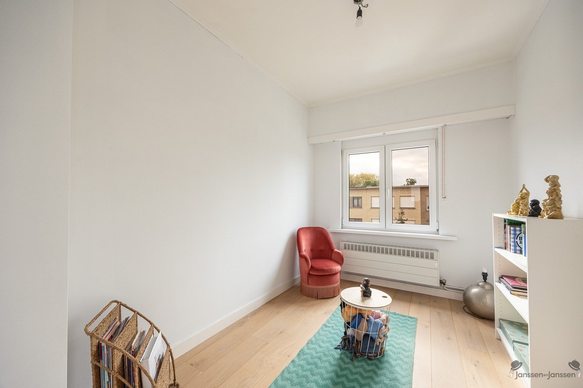 Prachtige en ruime gezinswoning in Stabroek met veel licht en een moderne afwerking. foto 14