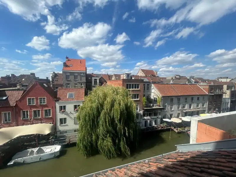 Stijlvol kantoor van 240 m² in historisch pand aan de Vrijdagmarkt foto 9
