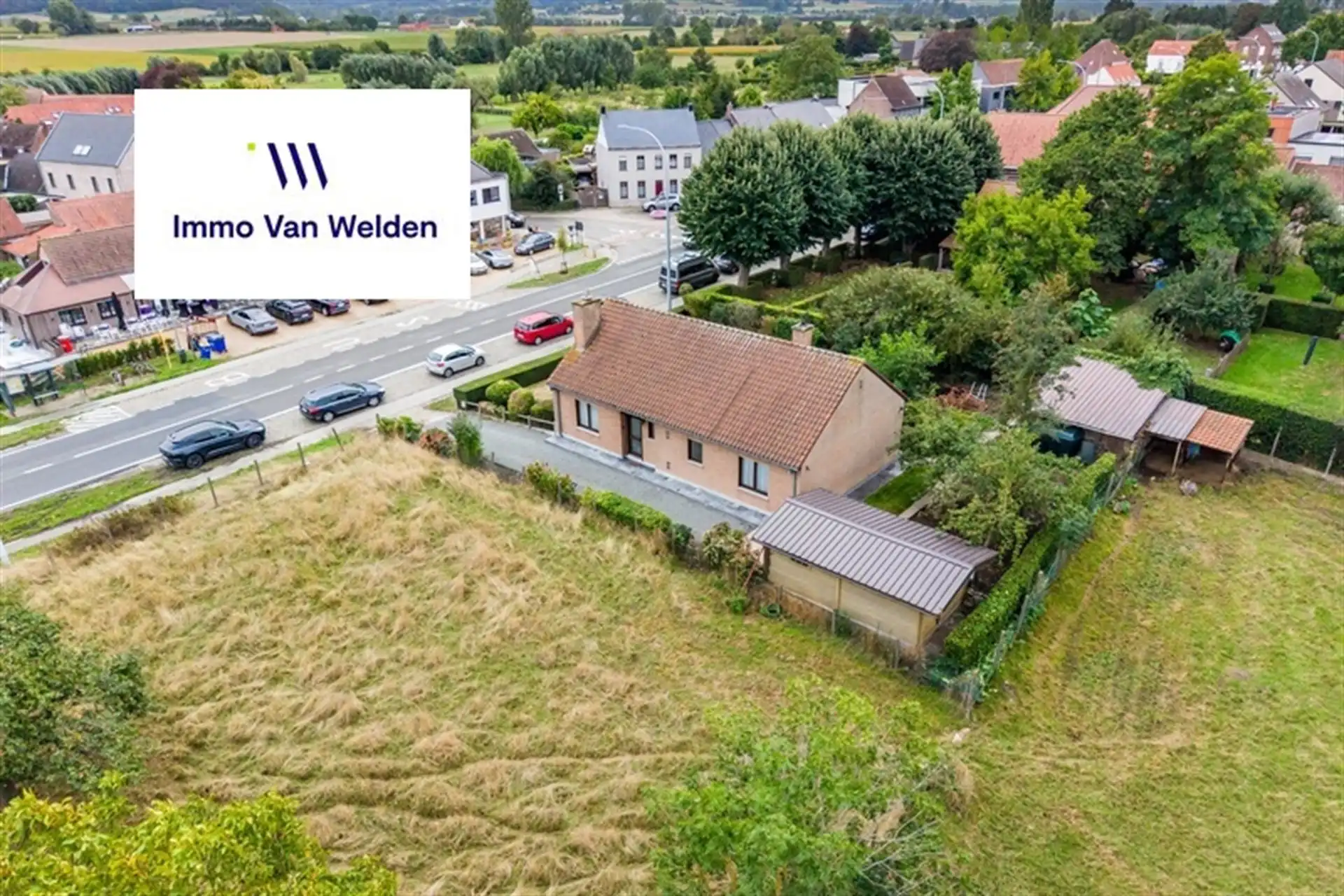 Vrijstaande woning met uitzonderlijk ruim perceel en landelijk uitzicht foto 38