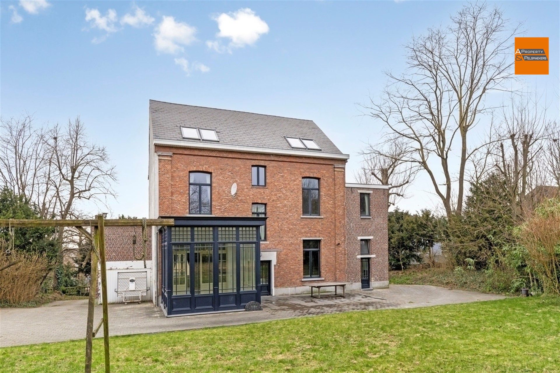Kantoorruimte met woonst  in een ruime herenhuis met 6 slpk op 17 are in Machelen  foto 28