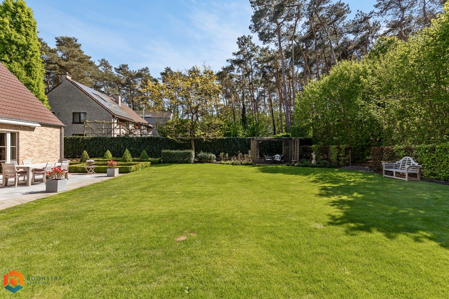 Prachtig onderhouden villa met 3 slpkrs op uitstekende locatie te Bonheiden foto 2