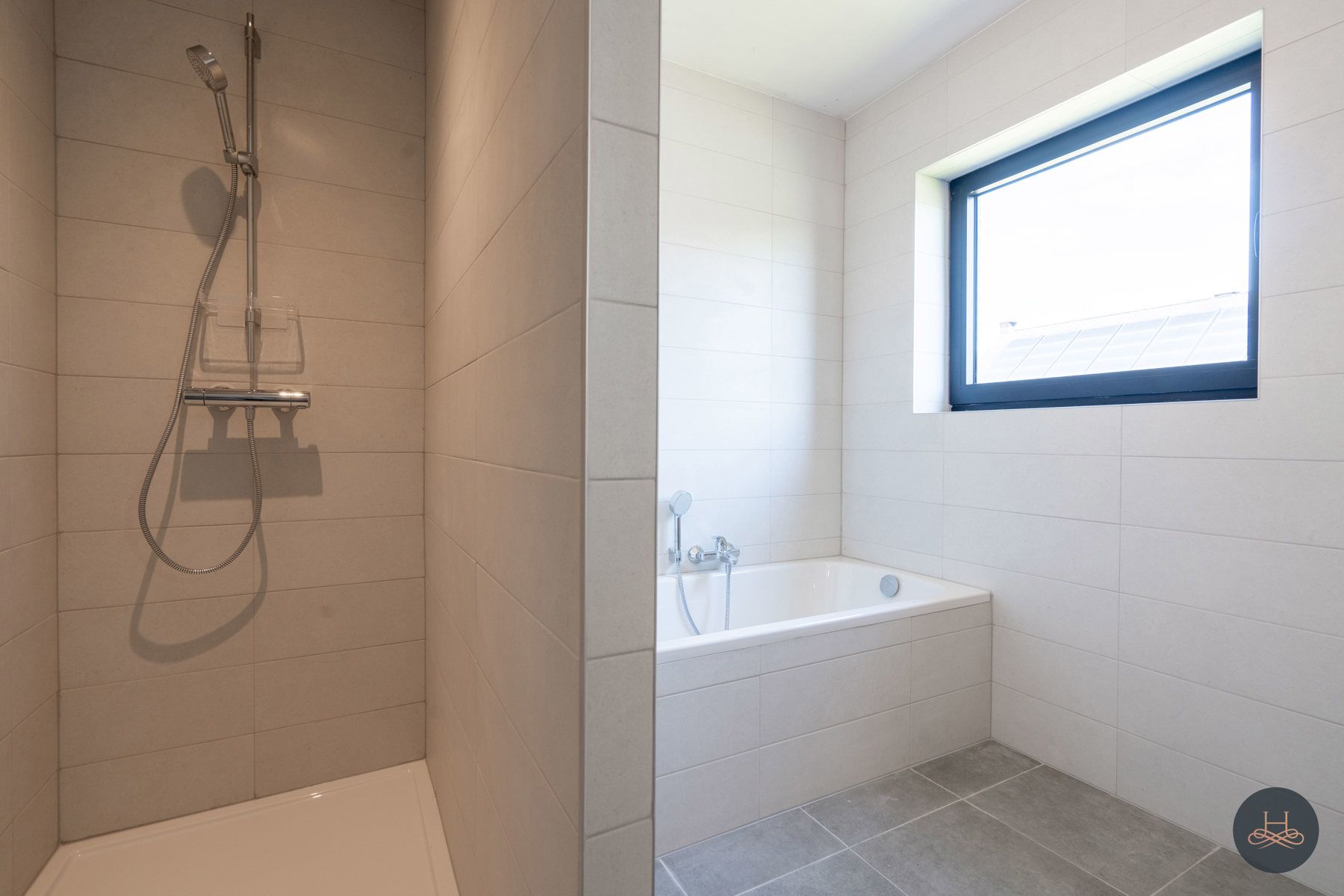 Gesloten BEN - woning met luxueuze afwerking op toplocatie foto 11