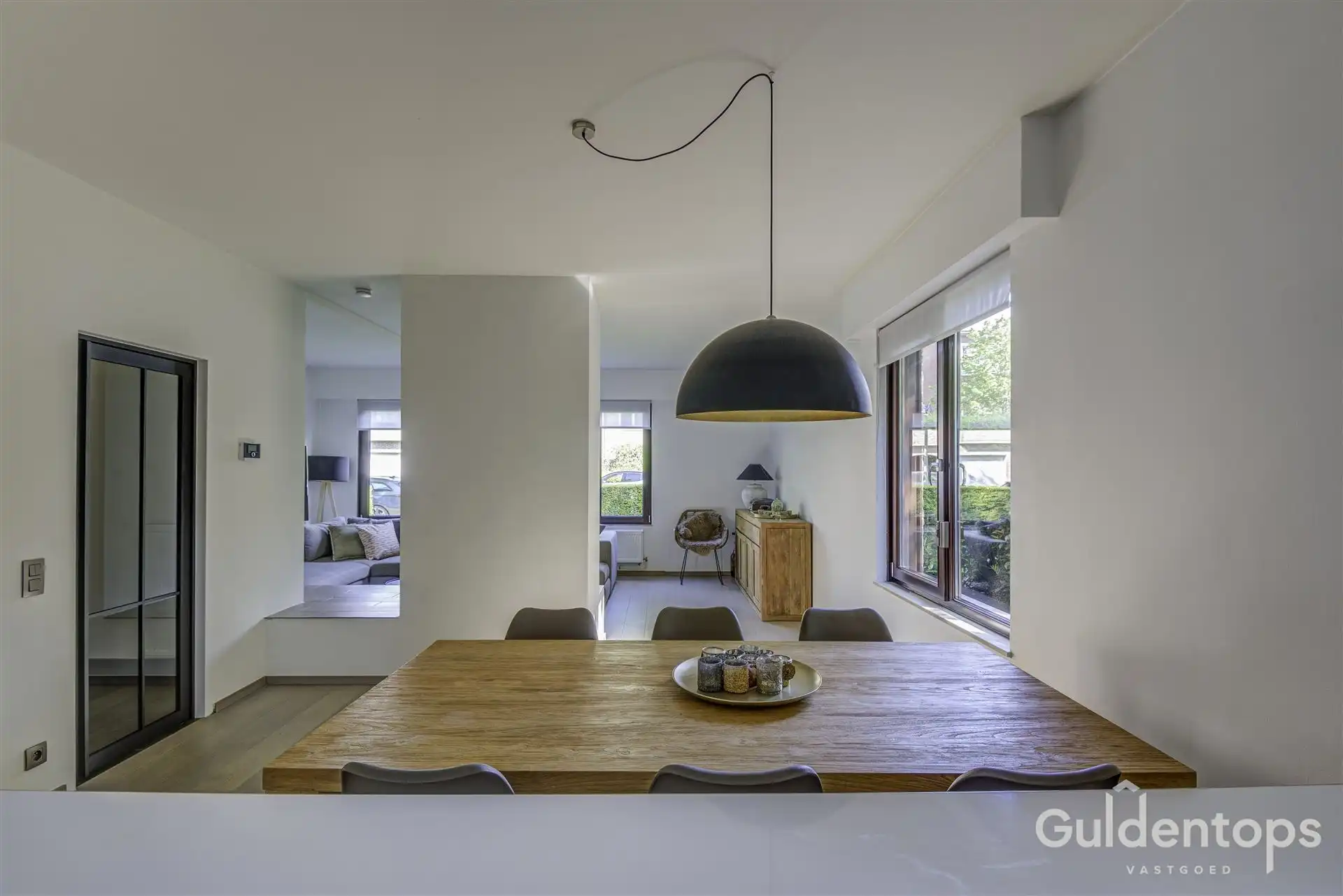 Modern ruim gelijkvloers (2 slk) appartement met ruime tuin foto 14