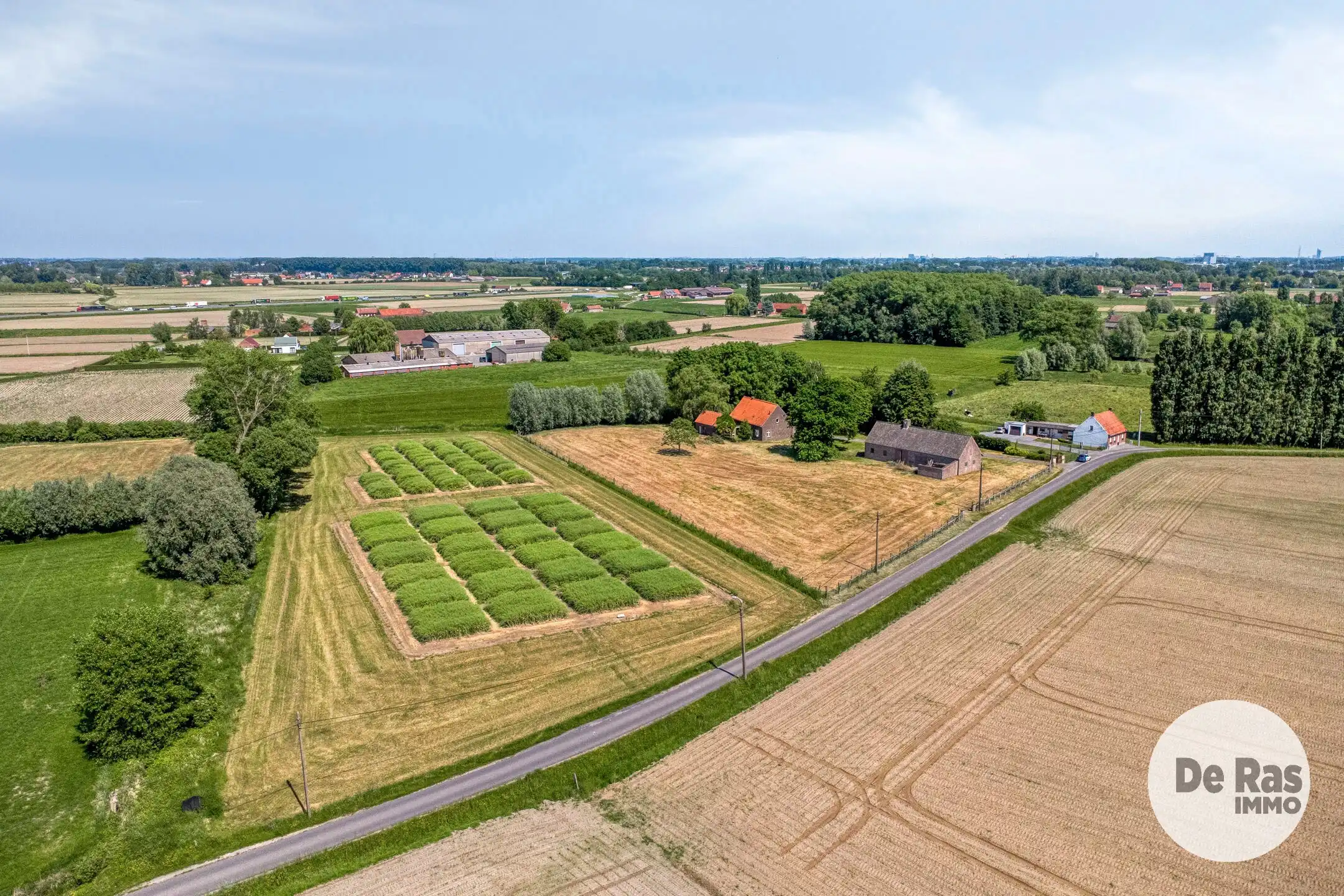 DEINZE-Karaktervolle hoeve op een unieke locatie van 8.430m² foto 32