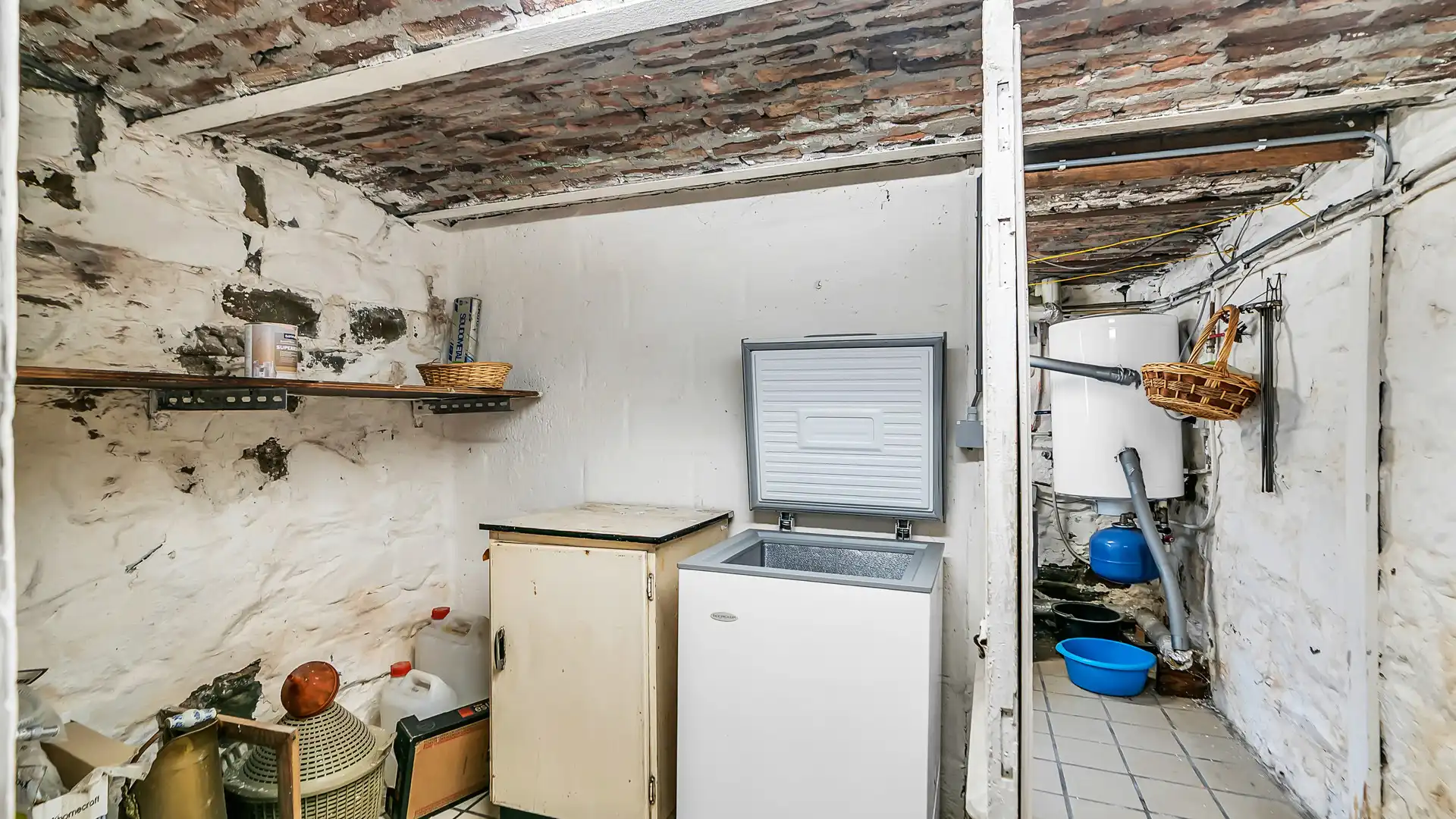Te renoveren woning (H.O.B.) met 3 slpkrs te Genk foto 9