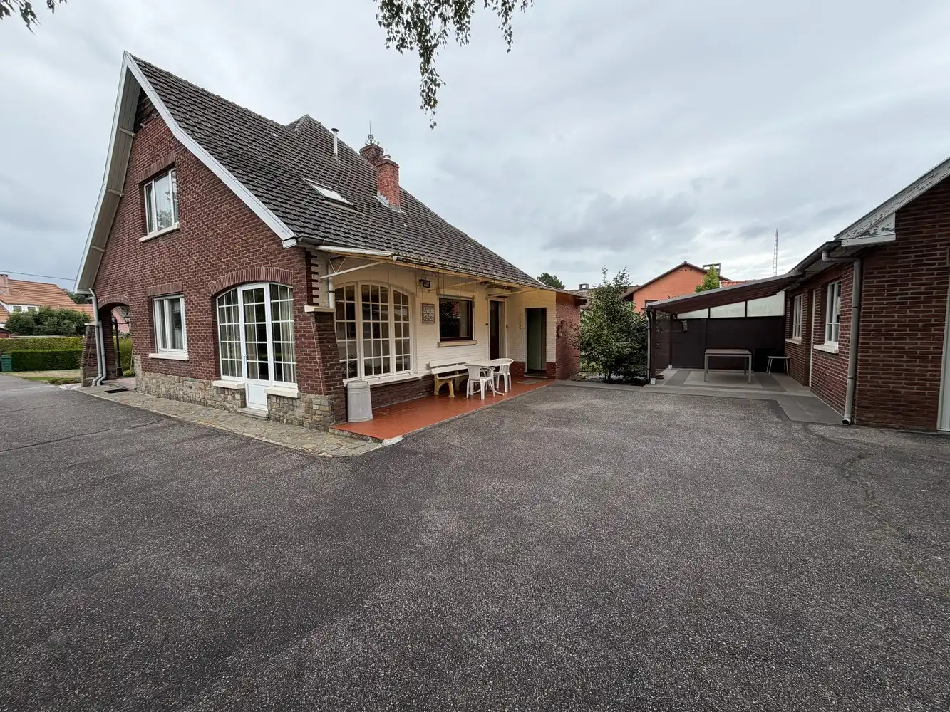 Vrijstaande woning met royale tuin foto 17