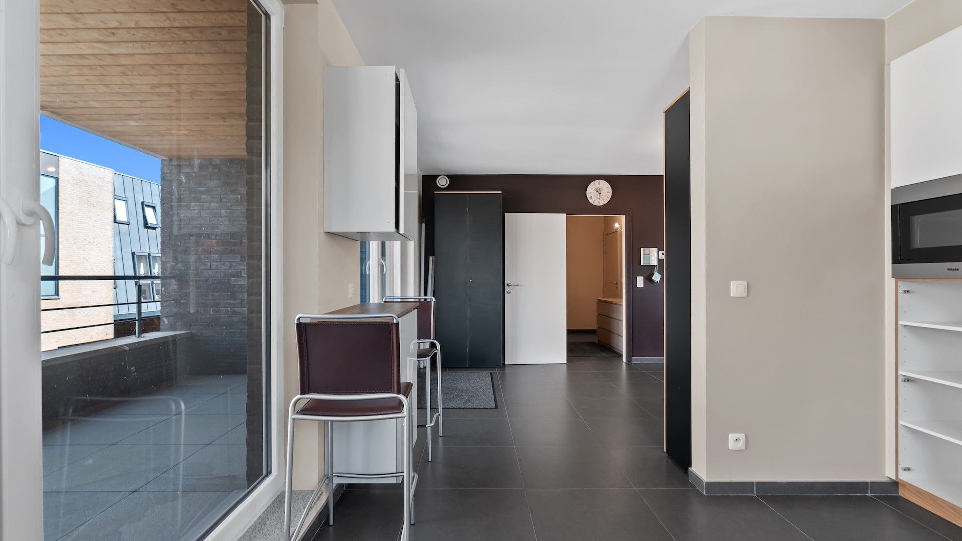 Duplex app. van 220m2 met 3 slpk's en 65m2 aan terrassen foto 4