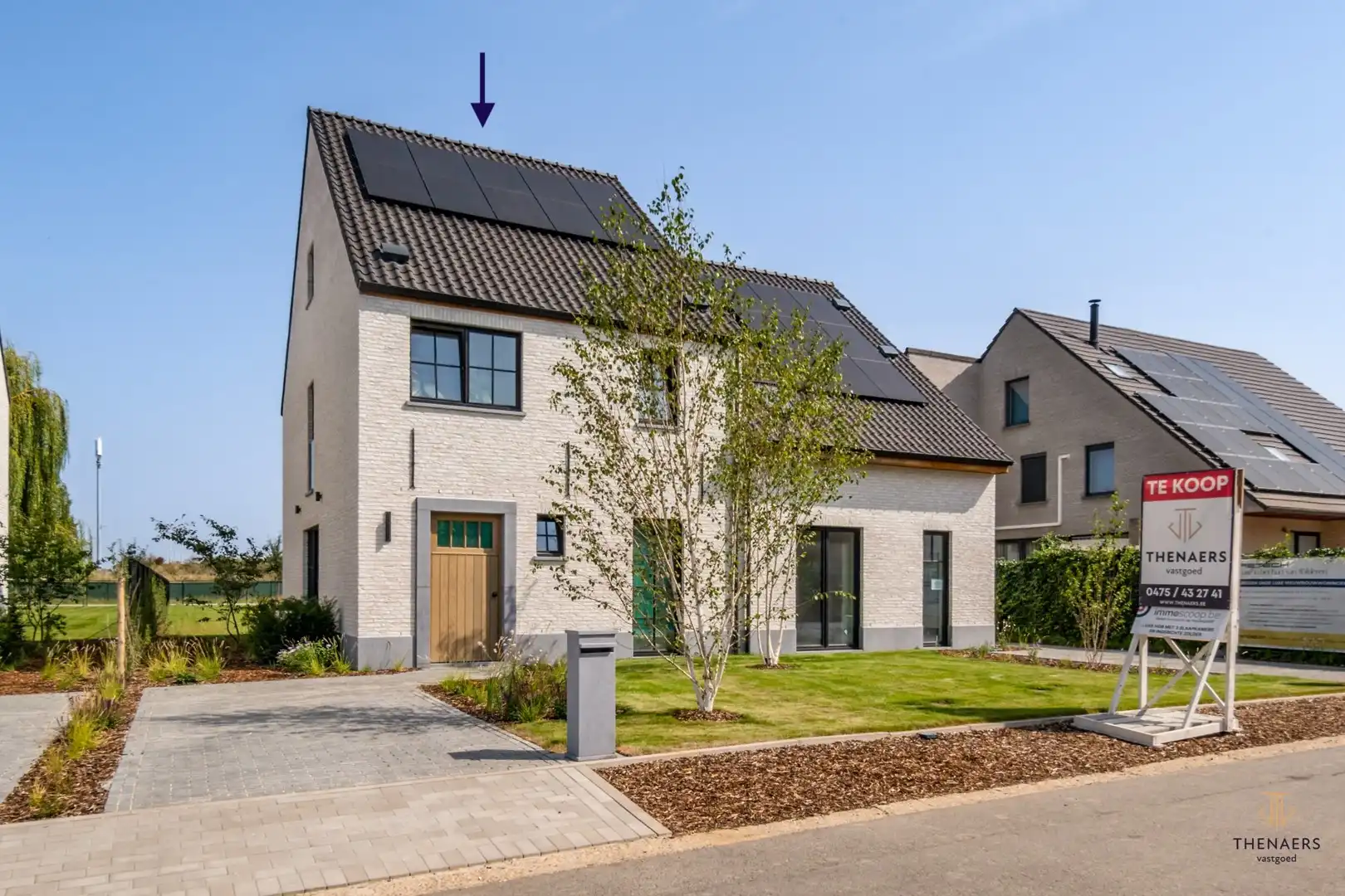 LOT 7 - Instapklare "luxe" en "energiezuinige" nieuwbouwwoning met 3 slaapkamers en aangelegde tuin. foto {{pictureIndex}}