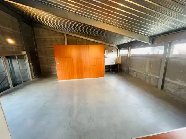 Sint- Andries, Exclusieve LOFT 150m2   met groot ZONNETERRAS 80 m² met alle privacy, 1 slaapkamer. foto 3