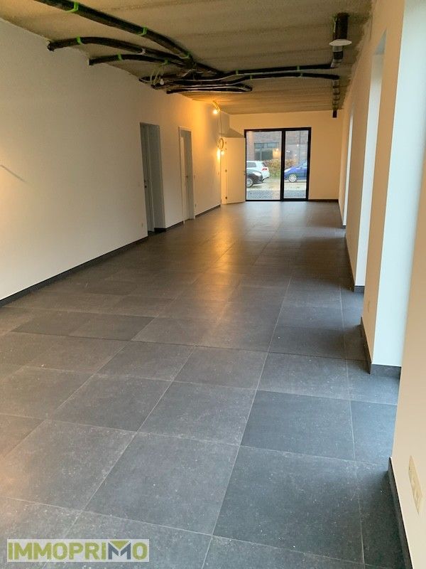 Nieuwbouw Praktijkruimte met Duplex Appartement (3 Slaapkamers) en Tuin foto 8