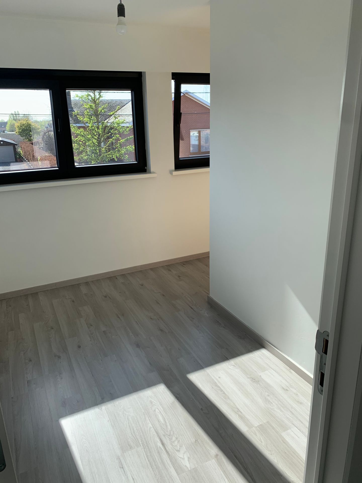 Volledig gerenoveerde halfopen bebouwing foto 14