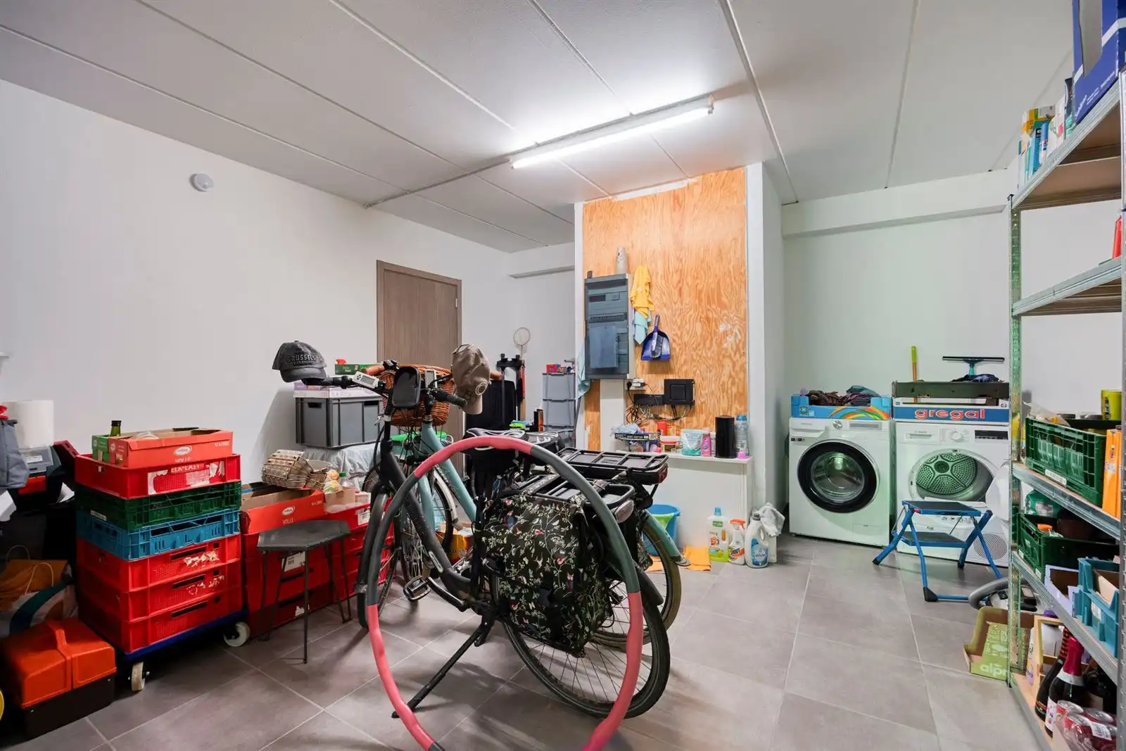 Gelijkvloers appartement te koop met 2 slaapkamers foto 16
