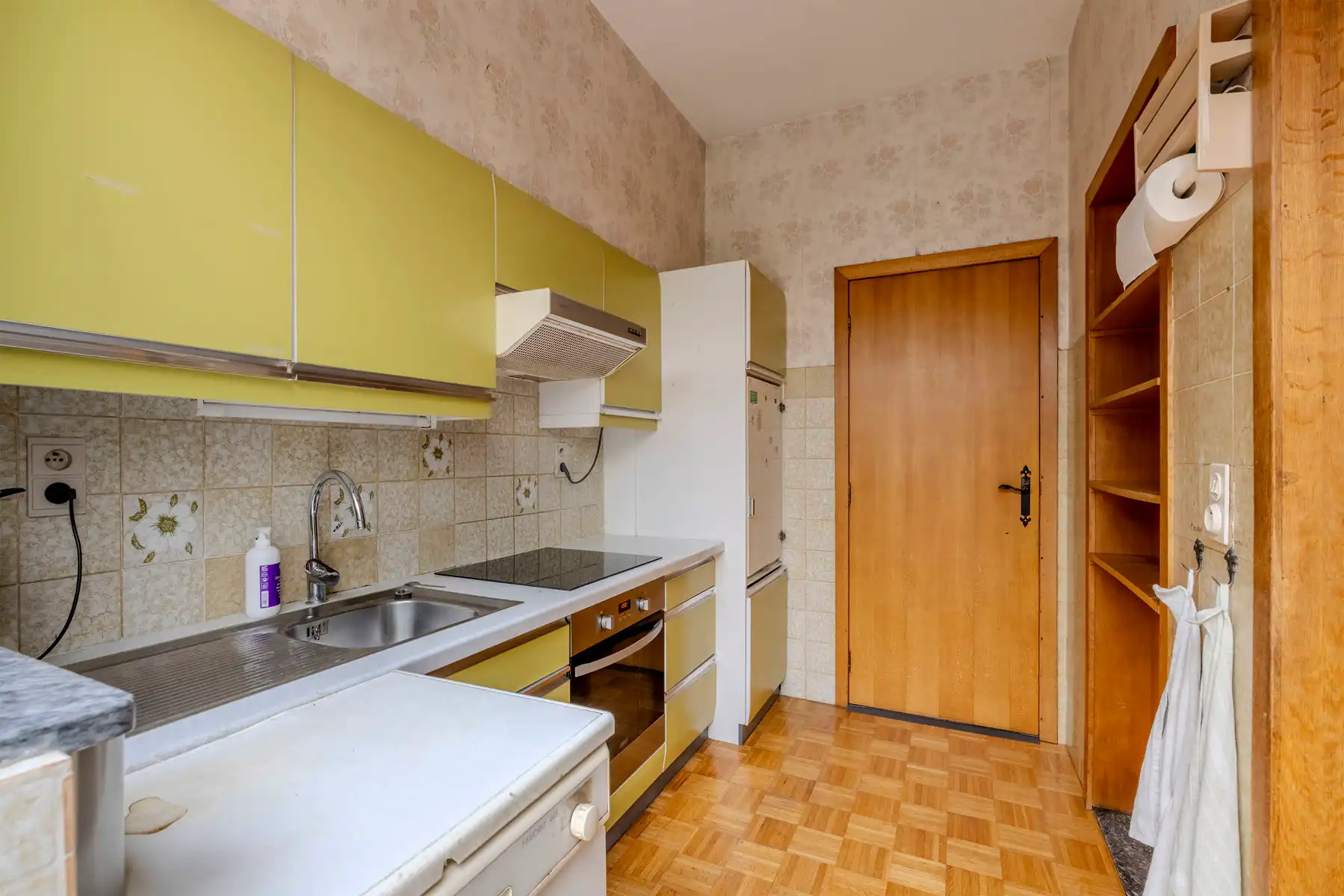Gezinswoning met 4 ruime slaapkamers en tuin in Ekeren foto 12