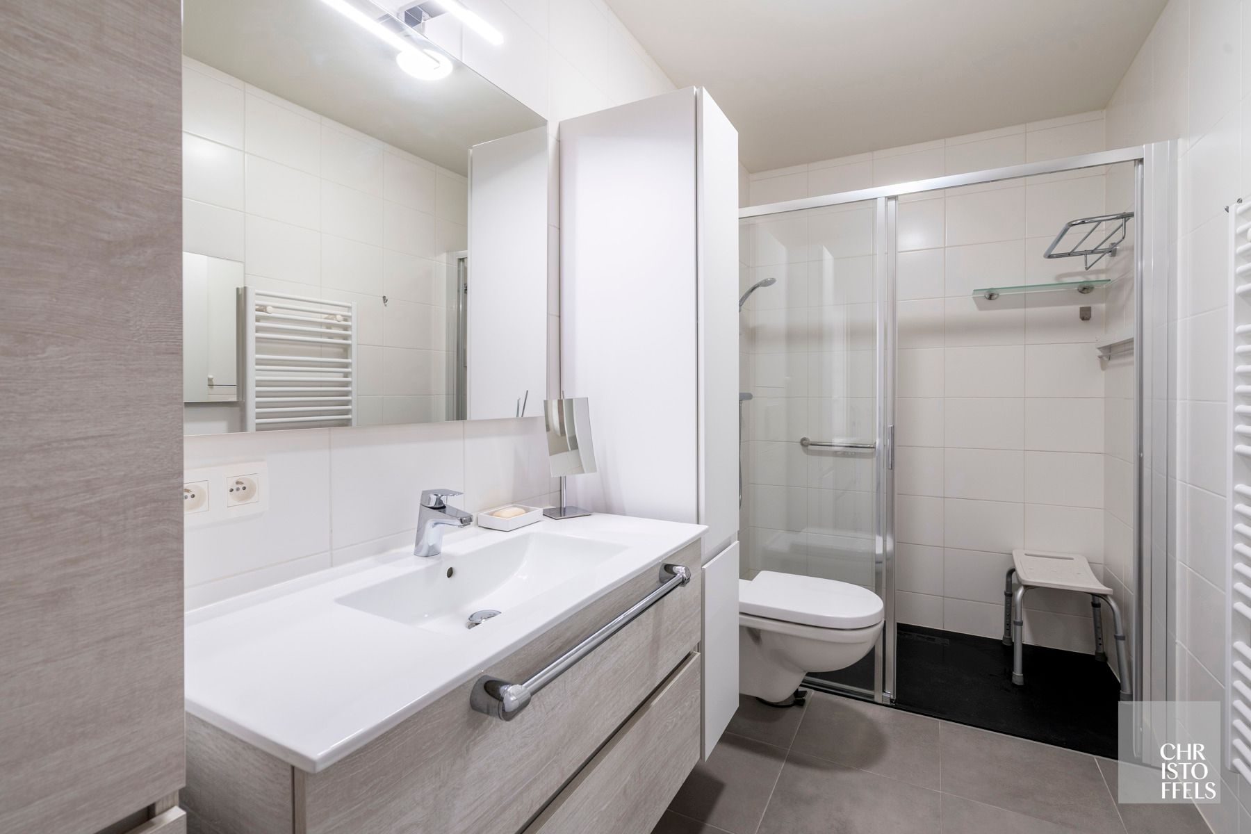 Energiezuinig appartement (97m²) met 2 slaapkamers, vlakbij de Nederlandse grens! foto 2