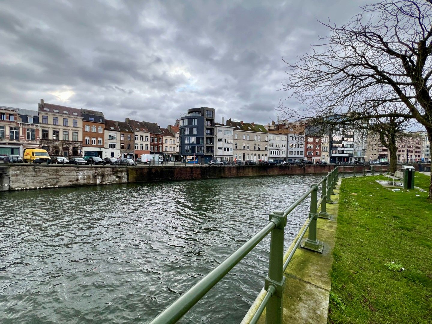 Charmant appartement aan de Leiekaai – Toplocatie in Gent met garagebox foto 21