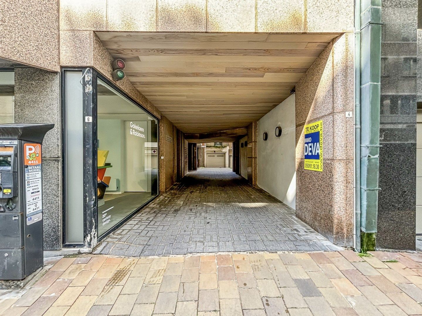 Dubbele parking gelegen in een zijstraat van de Kustlaan in het Zoute, vlakbij het Albertplein foto 3