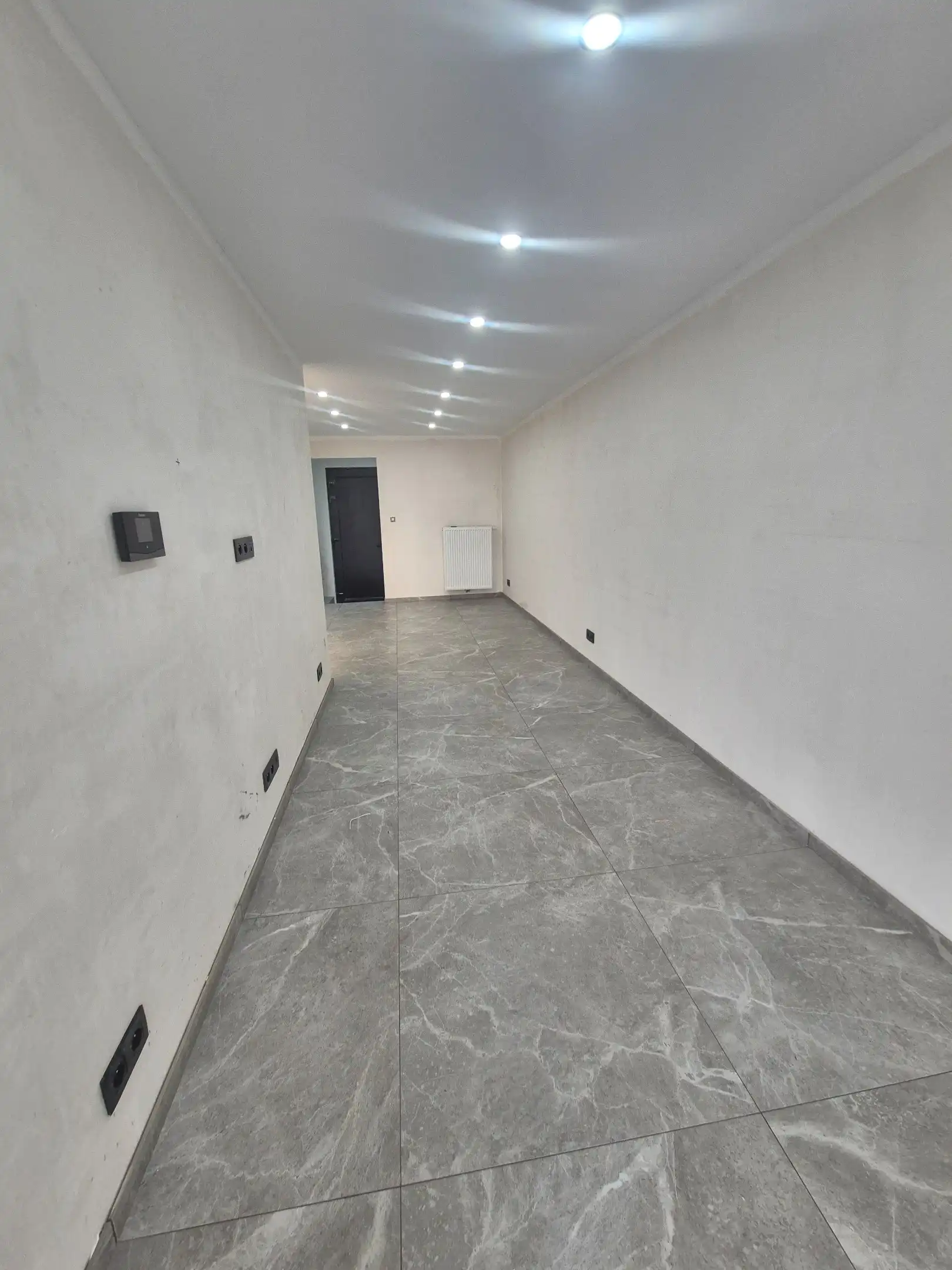 RUIME, VOLLEDIG GERENOVEERDE WONING – 5 SLAAPKAMERS – ENERGIELABEL B foto 14