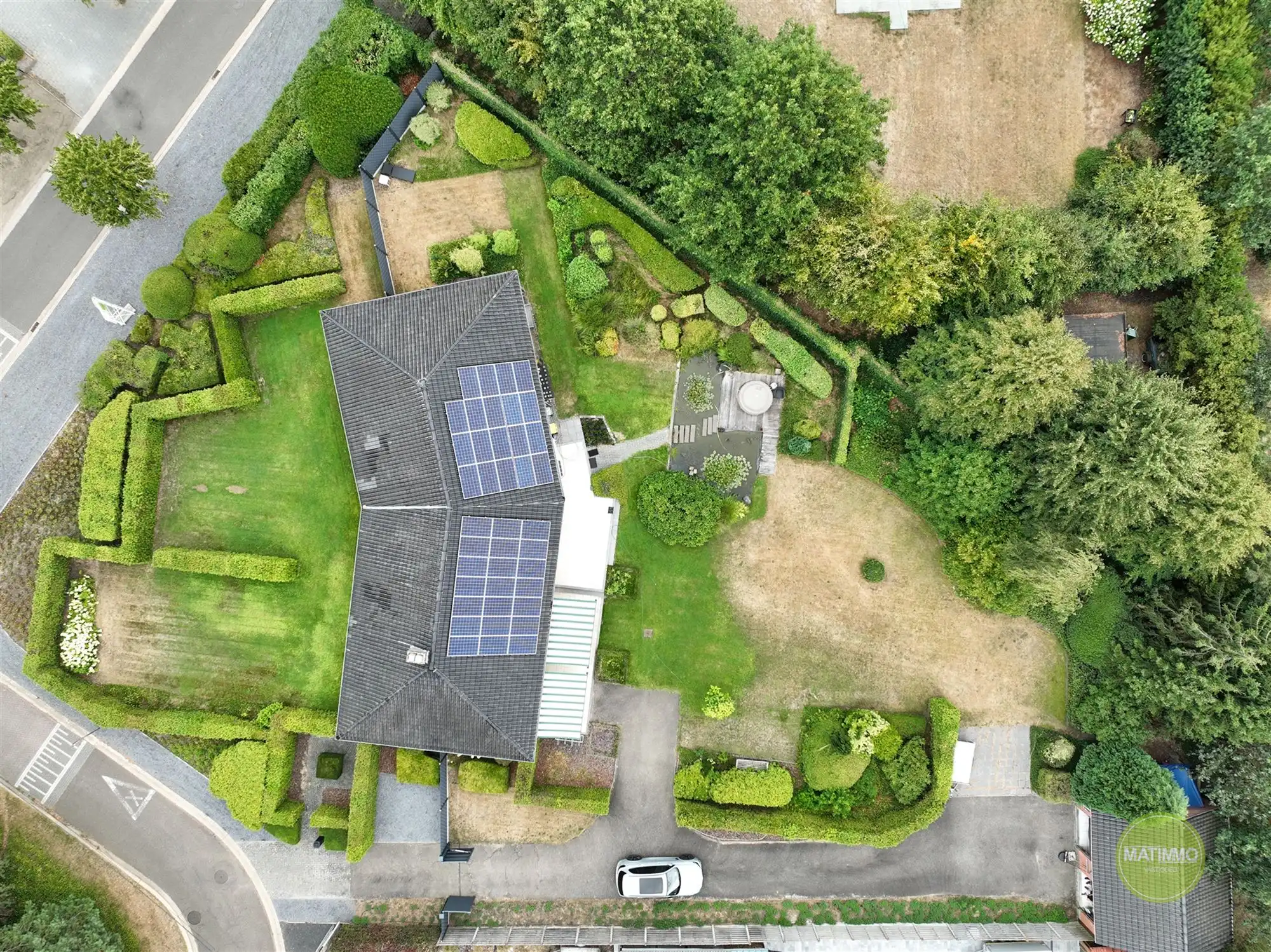 Rustig gelegen woning op een perceel van ruim 2.275 m2 foto 44