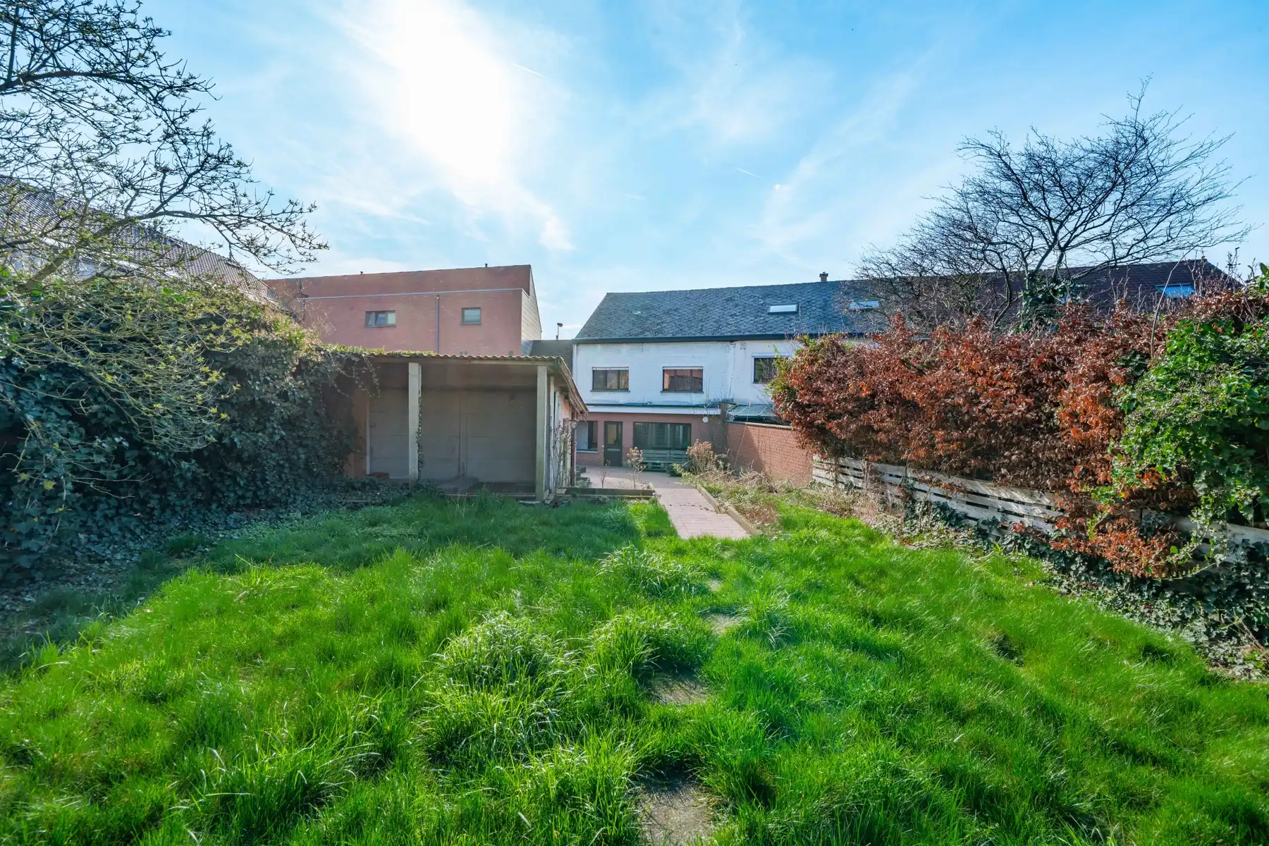 Grote woning in de dorpskern van Meerbeek foto 29