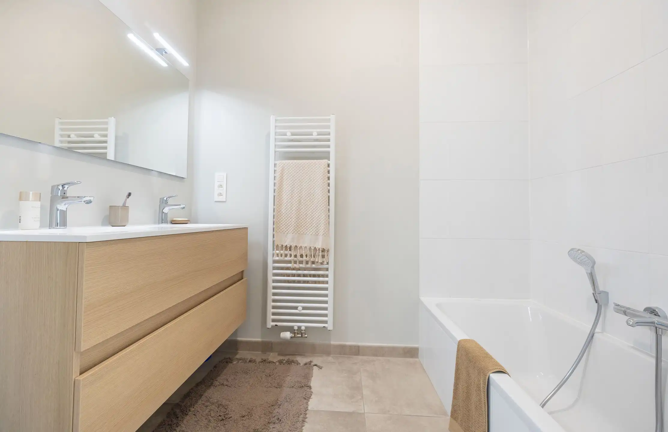 Elegantie, helderheid en rust foto 20