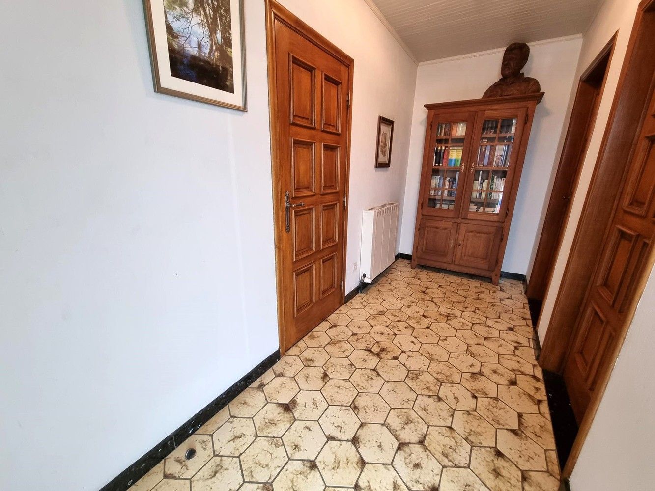 Ruime instapklare gezinswoning met prachtige tuin 28a51ca en uitstekende ligging! foto 16