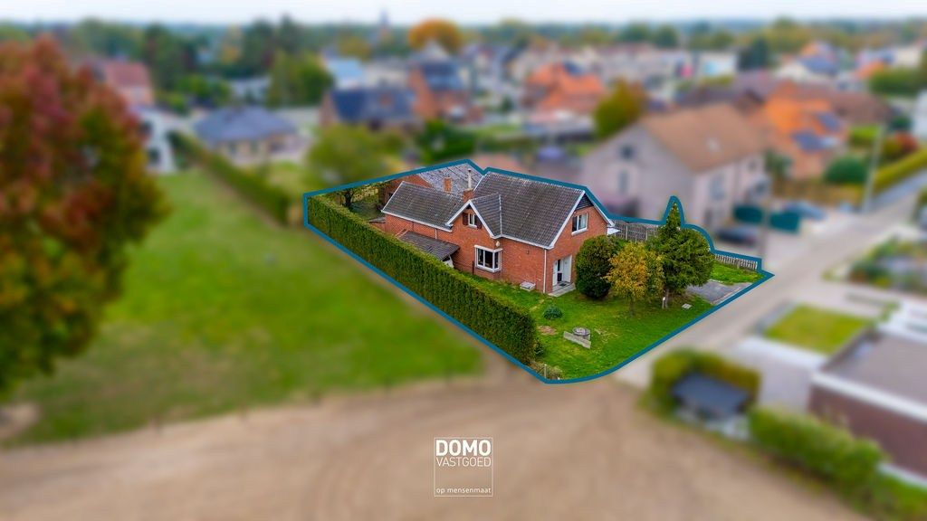 Hoofdfoto van de publicatie: Te renoveren open bebouwing met potentieel in Berbroek (Herk-de-Stad)