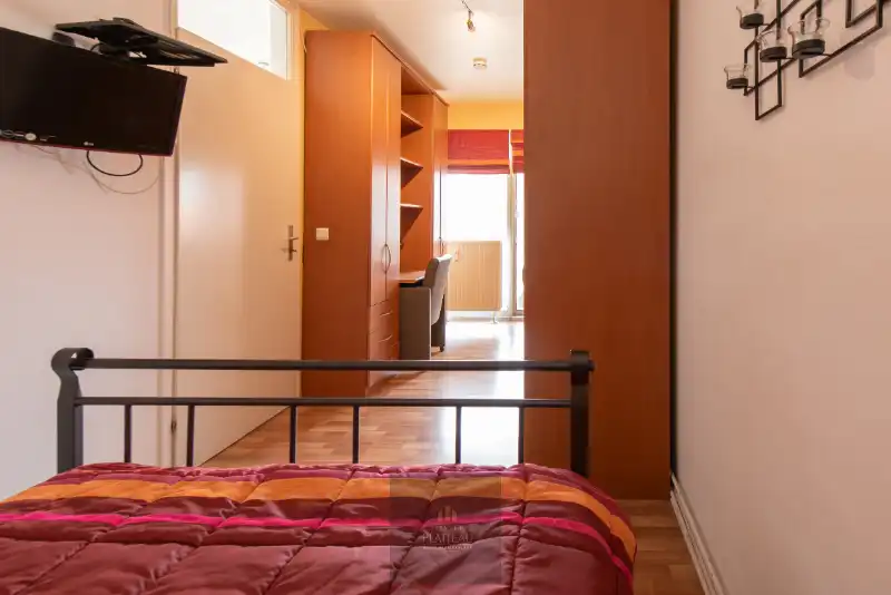 Zongericht appartement met één slaapkamer en slaaphoek. foto 18