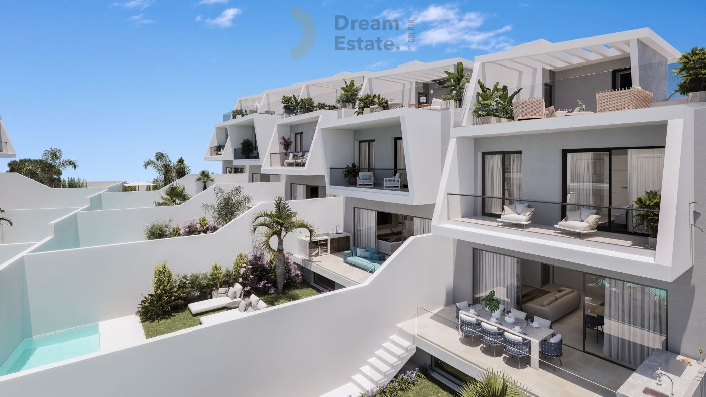 11 Exclusive attached villas - Cancelada, Costa del Sol foto 2