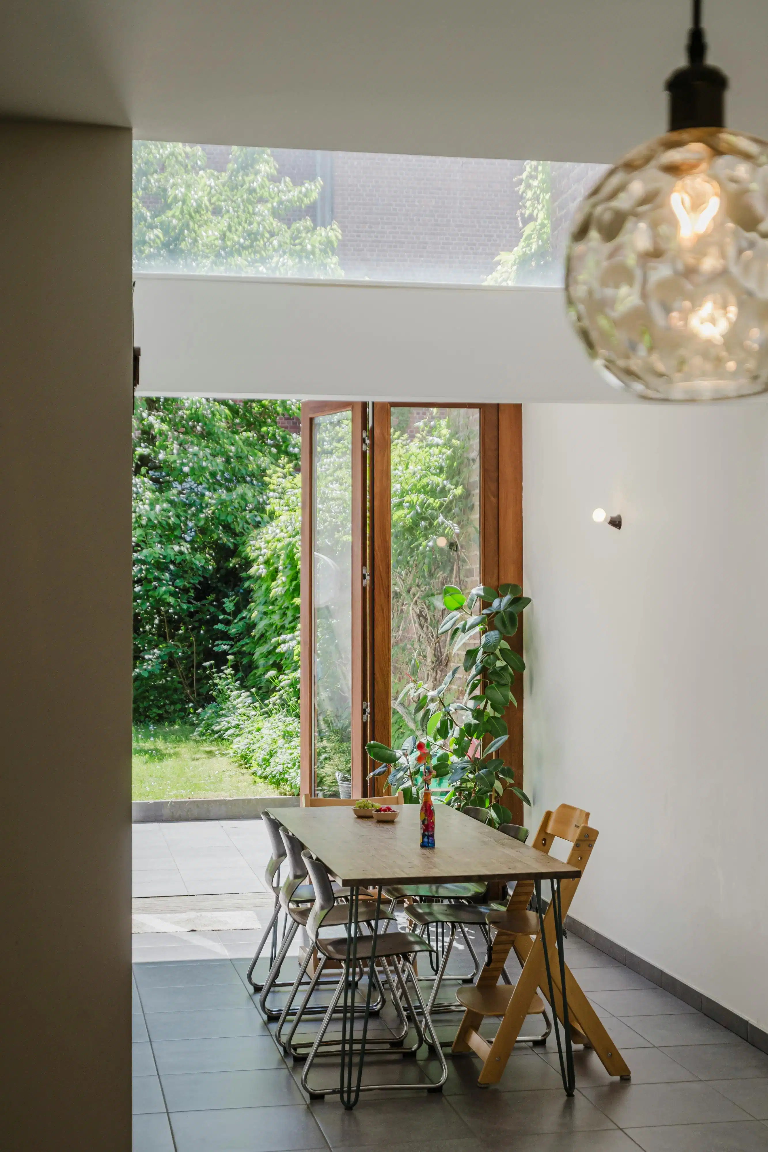 Instapklare burgerwoning met tuin en 4 slpk in Beverlaai  foto 18