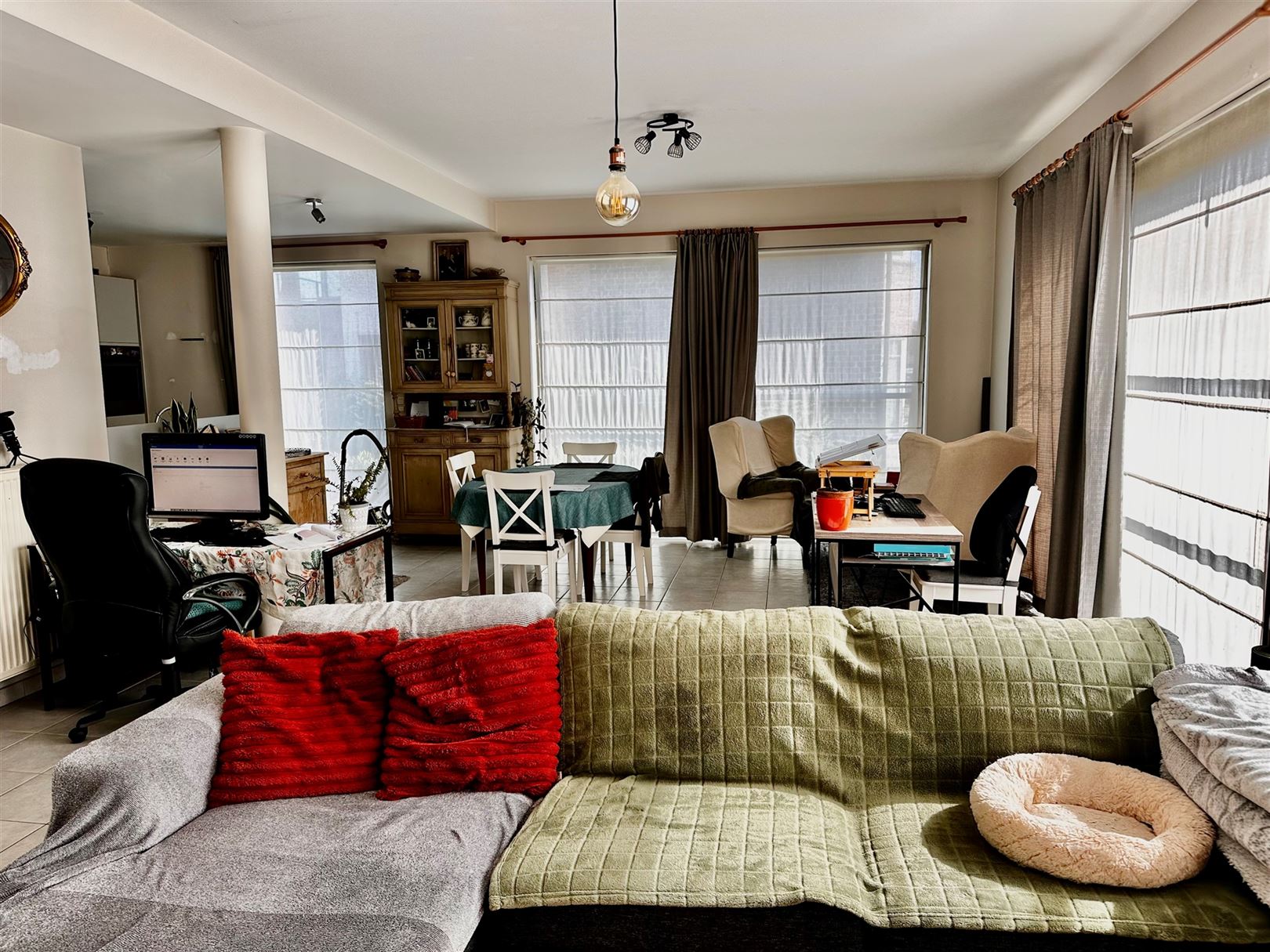 gelijkvloers app met 2 slp, tuintje en garage foto 4