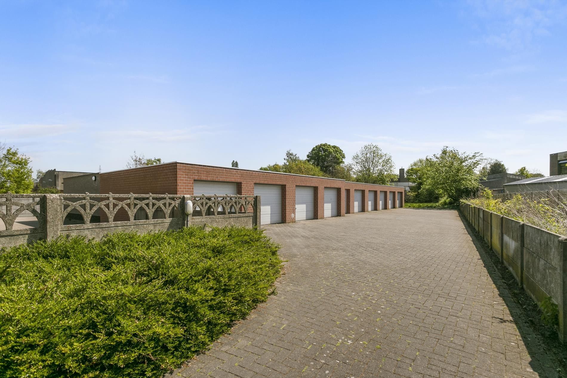 Garage te huur Rozenberg 32 - - 2400 Mol