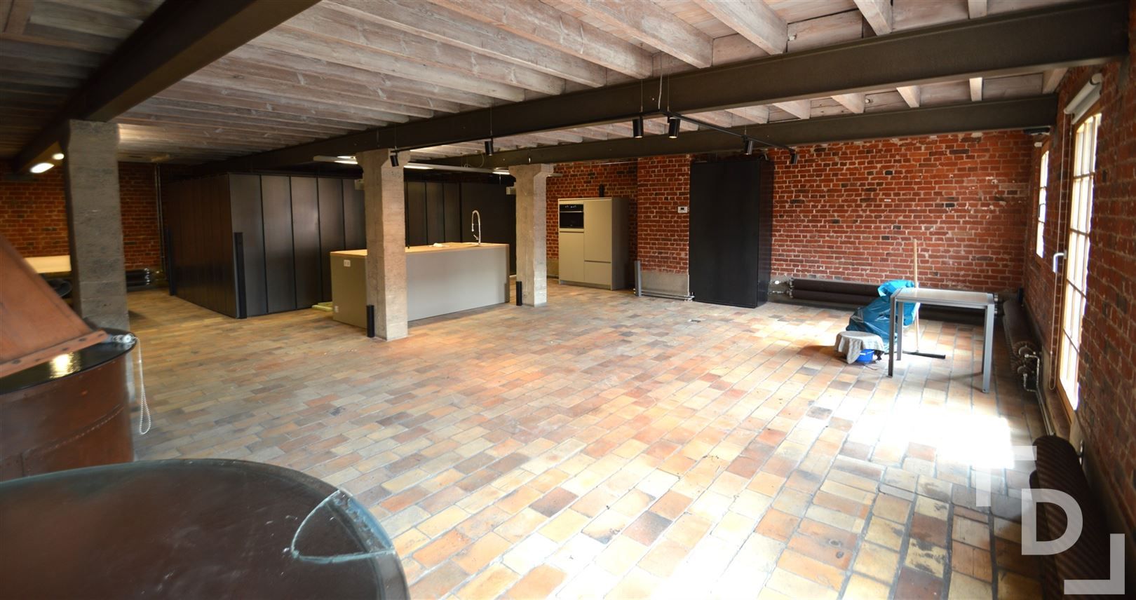 Ruime loft op unieke locatie in Centrum Ieper foto 12