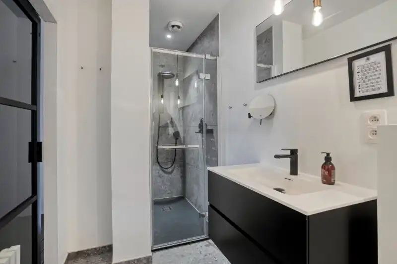 🏡 Uniek opbrengstpand met instapklare B&B in hartje Mechelen foto 13