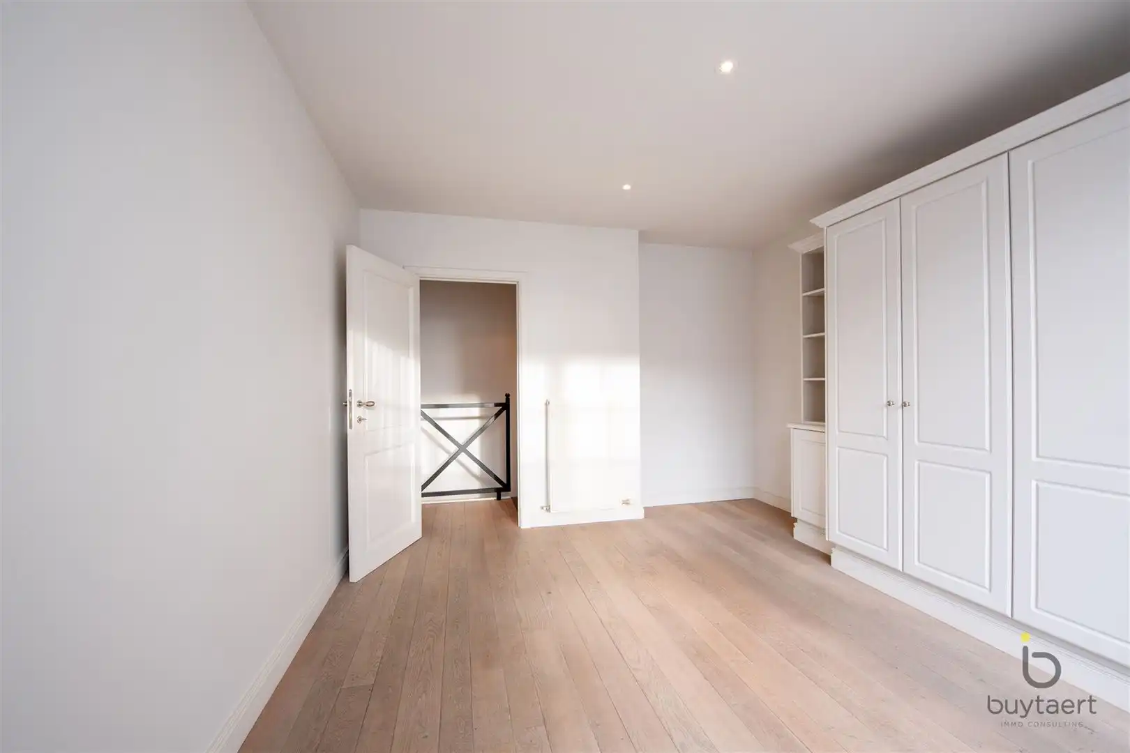 Semi-casco duplex appartement met zonneterras in hartje Schilde foto 34