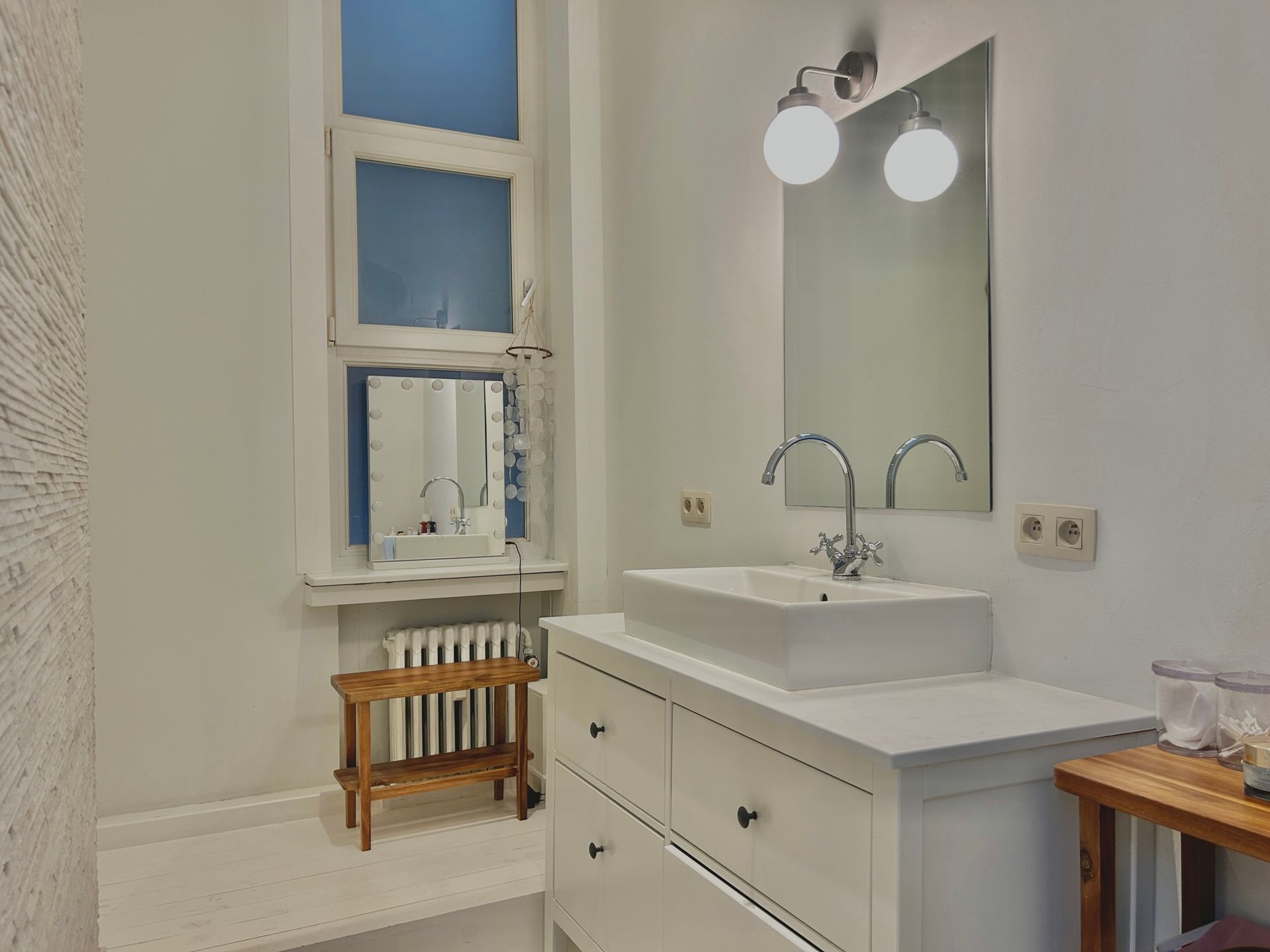 All-in, gemeubeld 2-slpk.app. in de Theaterbuurt foto 16