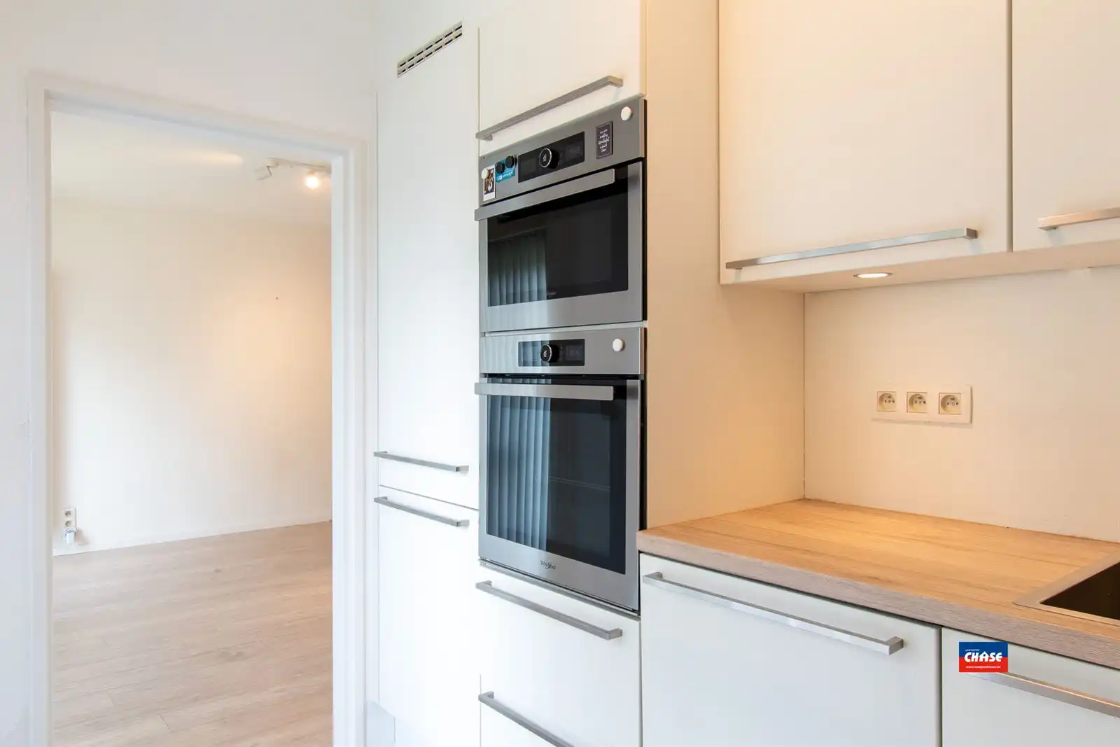 Modern, ruim appartement te Hoboken foto 7