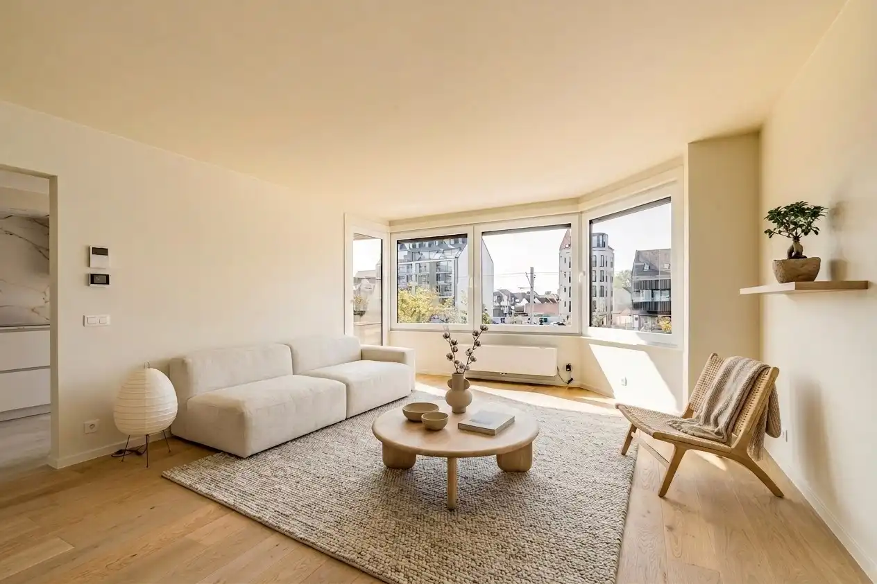 Totaal gerenoveerd appartement met open zicht en uitzonderlijke terrassen op topligging in Heist. foto 4