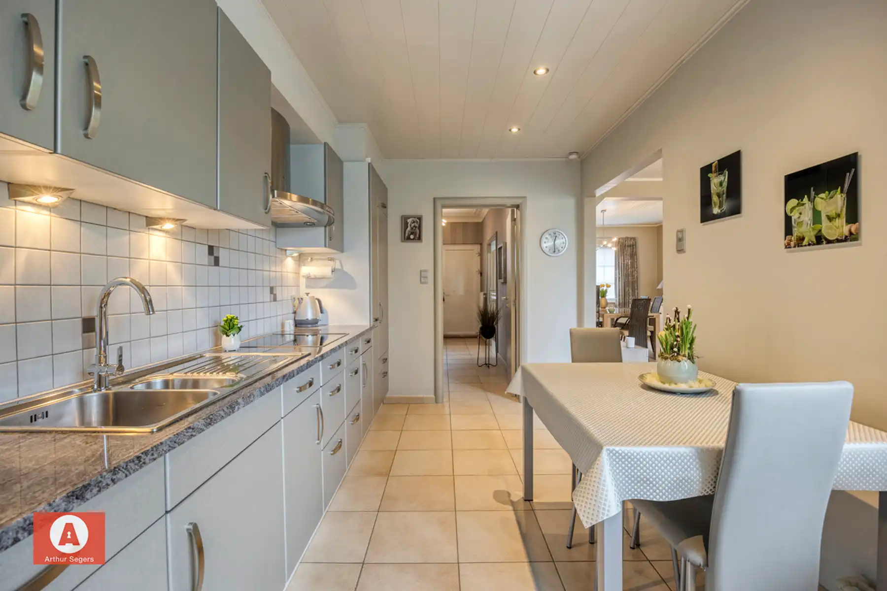 Hedendaagse HOB, gelegen pal bij het centrum van Buggenhout foto 9