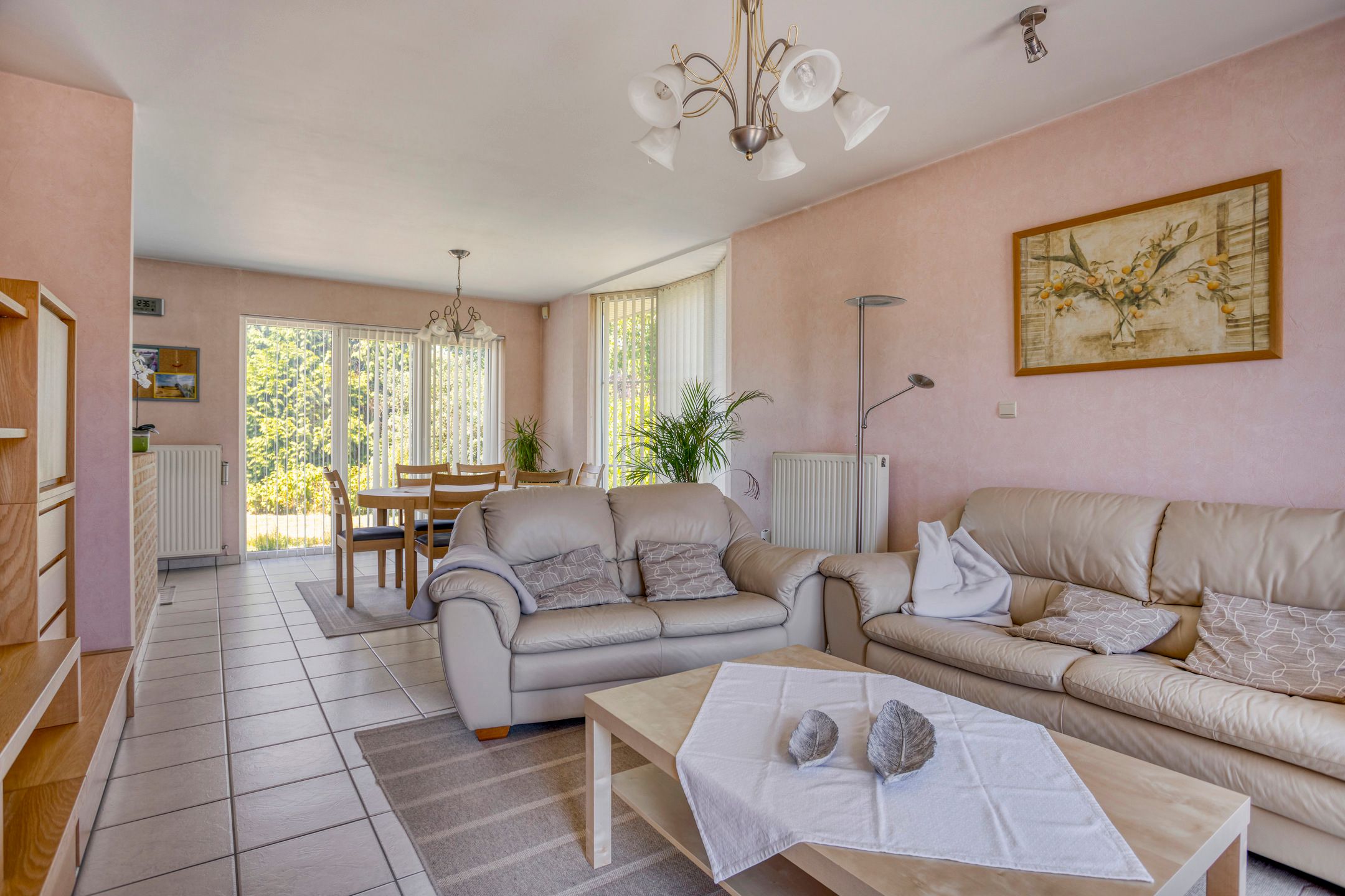 Gelijkvloerse, instapklare woning met ruime zolder foto 3