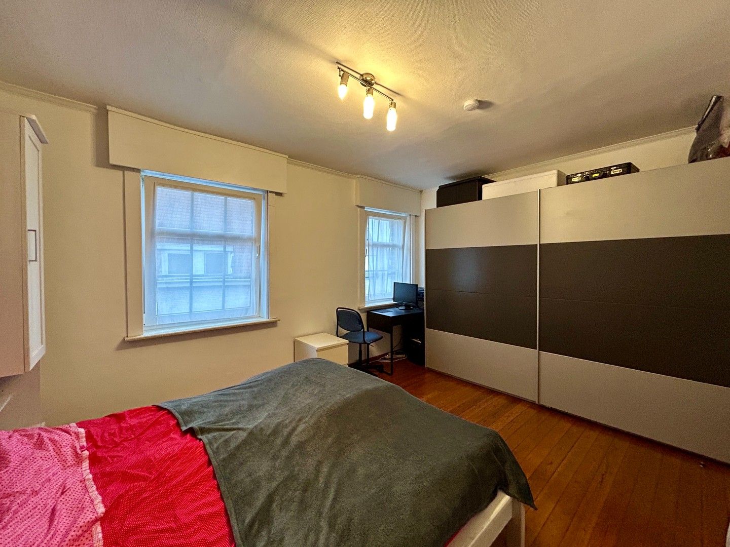 Instapklare woning met garage in Meulebeke! foto 13