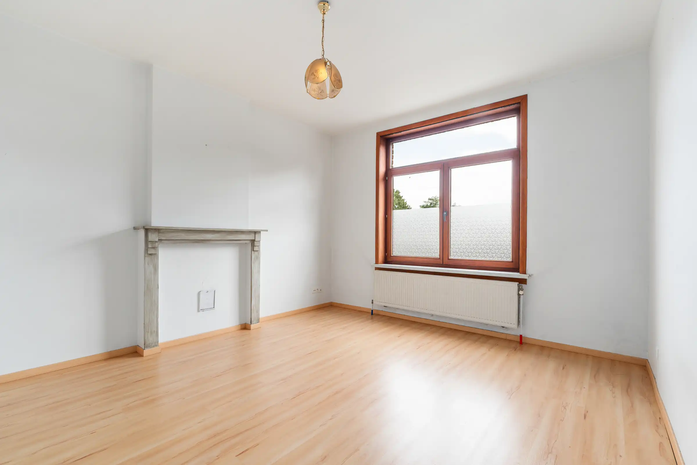 Voormalige pastorij op 520 m² met garage foto 13