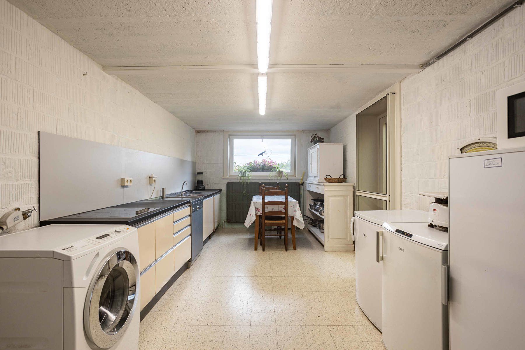 Aangename woning met 4slpk, tuin + garage  foto 18